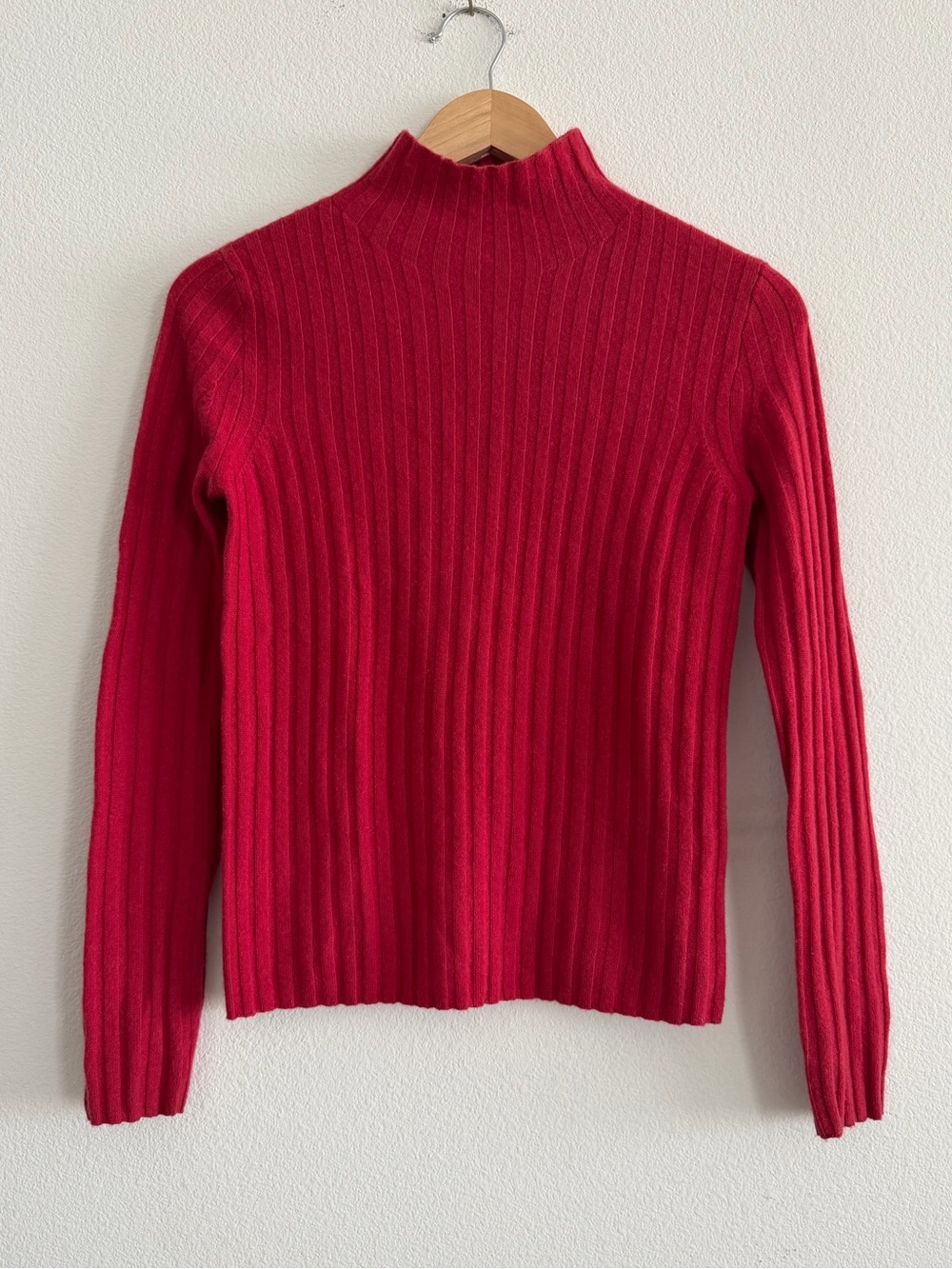 J.Crew Wide-Rib Cashmere Turtleneck Sweater in Cherry Red, size XS